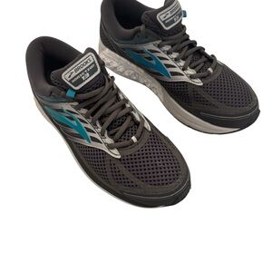 Brooks Addiction 13 women's running shoes size 10.5